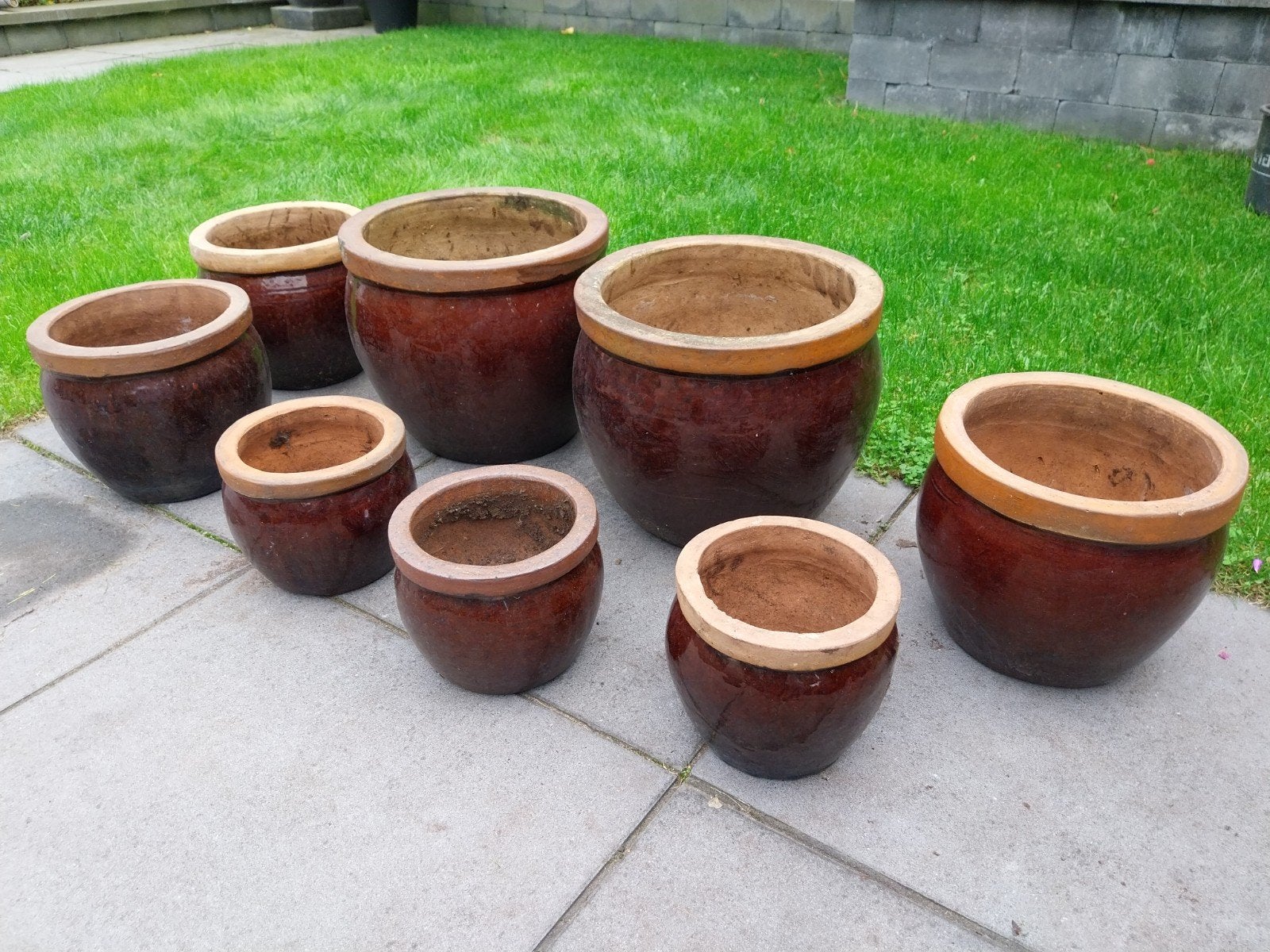 Set van 8 geglazuurde buitenpotten   donkerbruin/-rood, Tuin en Terras, Ophalen, Gebruikt, Rond, Balkon