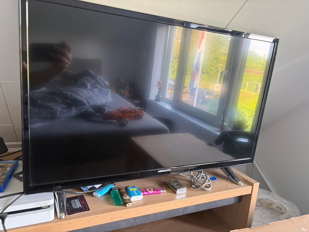 Playstation voor + TV medion (geen smart), Ophalen of Verzenden, Gebruikt, Controller, PlayStation 1