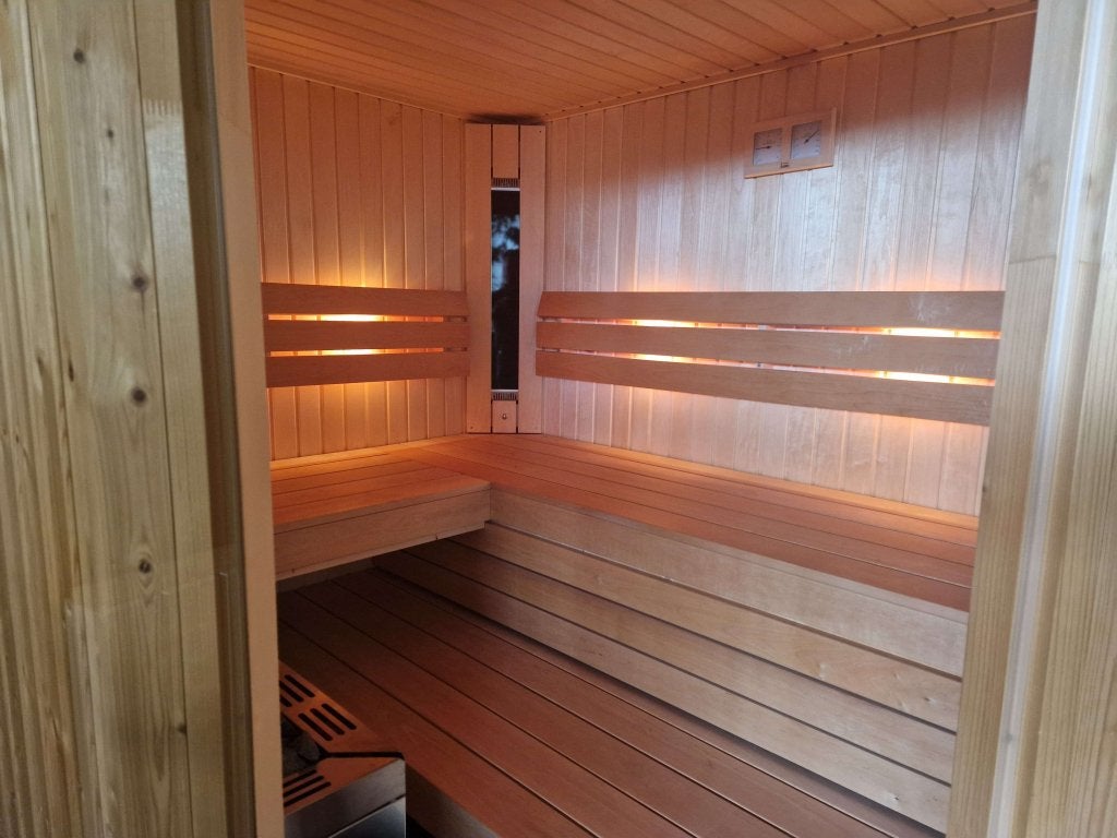 Showmodel Finse sauna met infrarood, Niet ingevuld, Zo goed als nieuw, Niet ingevuld, Niet ingevuld