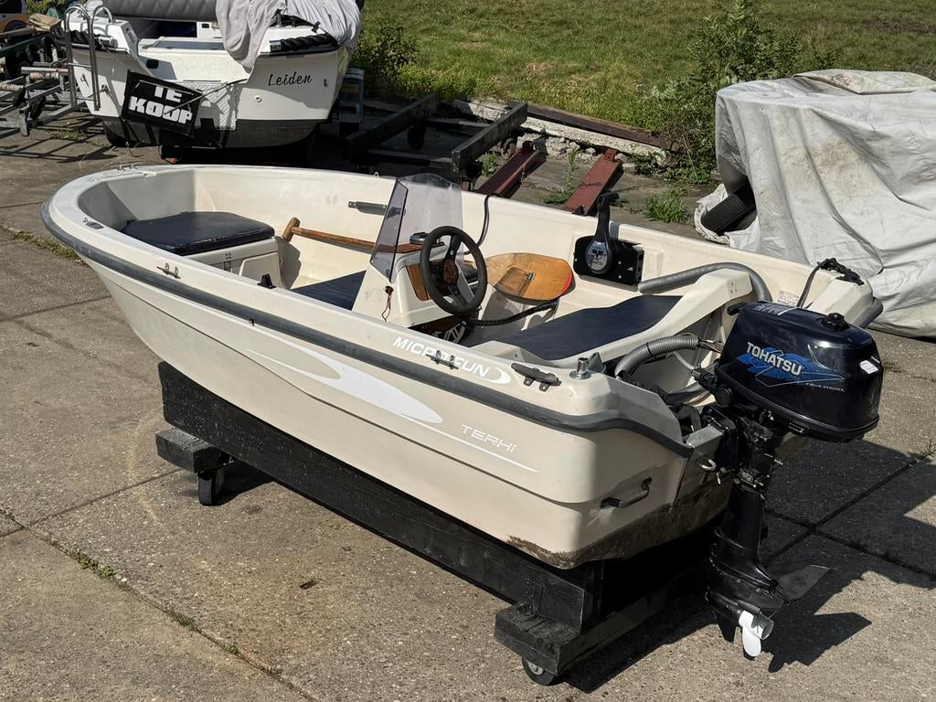 Terhi Microfun 320 + Tohatsu 4 pk 4 takt buitenboordmotor, Watersport en Boten, Vis- en Consoleboten, Ophalen, Tot 10 pk, Zo goed als nieuw