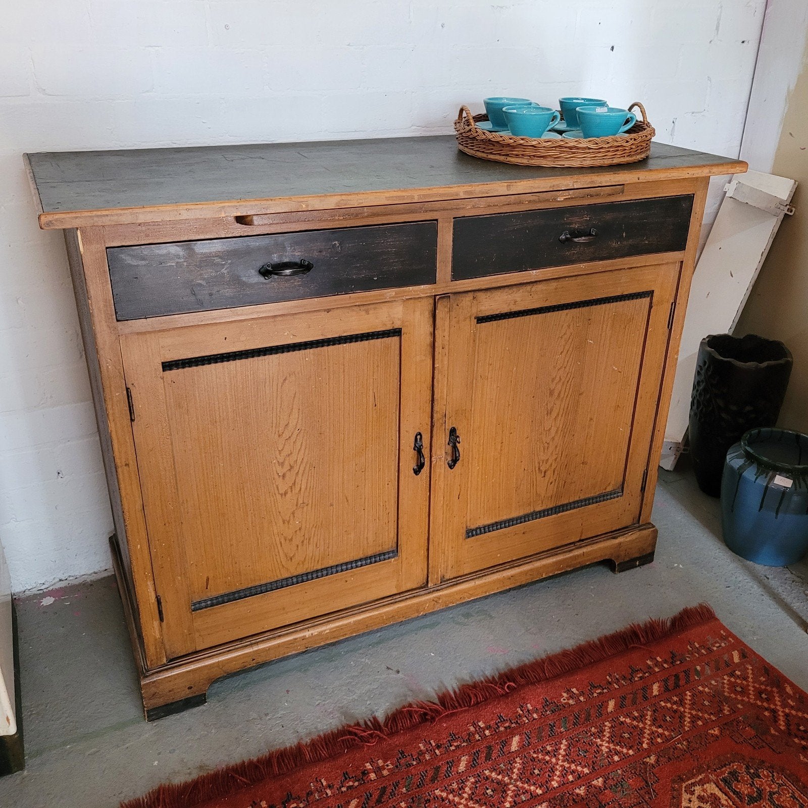 Brocante vintage oude kast dressoir commode lage kast, Ophalen