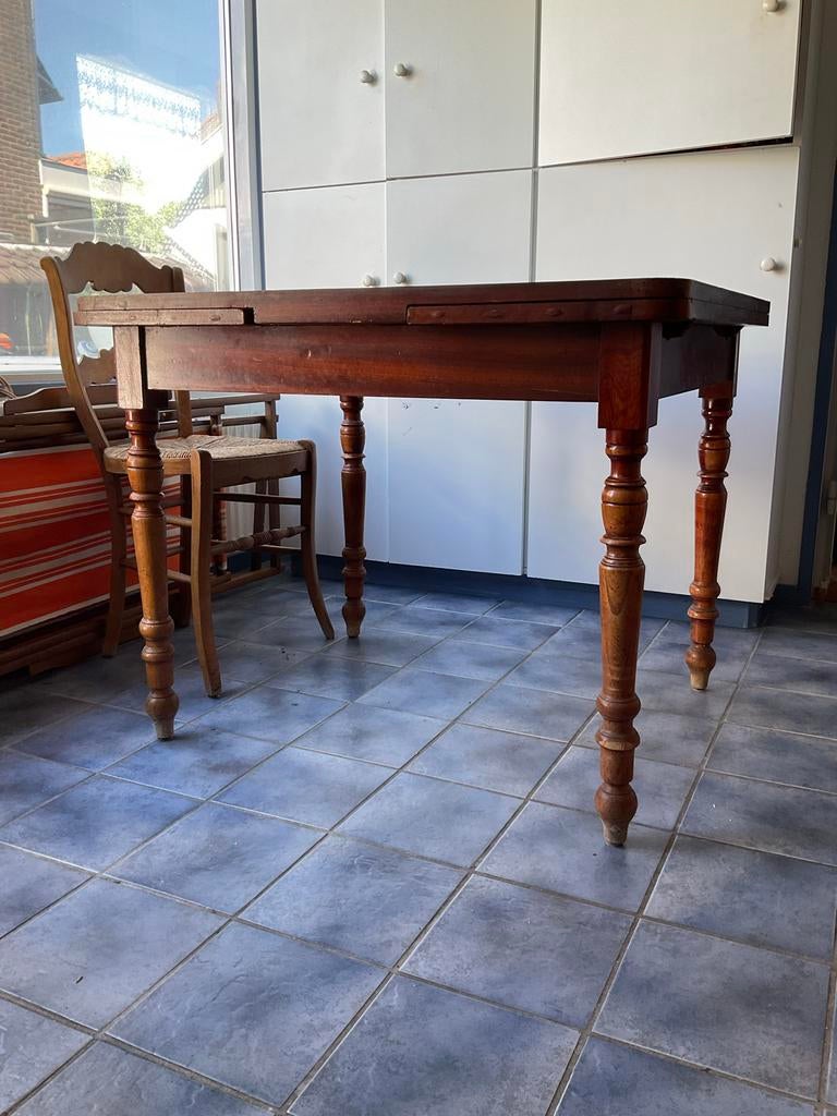 Uitschuifbare Keukentafel - Compact en Functioneel, Huis en Inrichting, Tafels | Eettafels, Ophalen, Gebruikt, 50 tot 100 cm, Vier personen