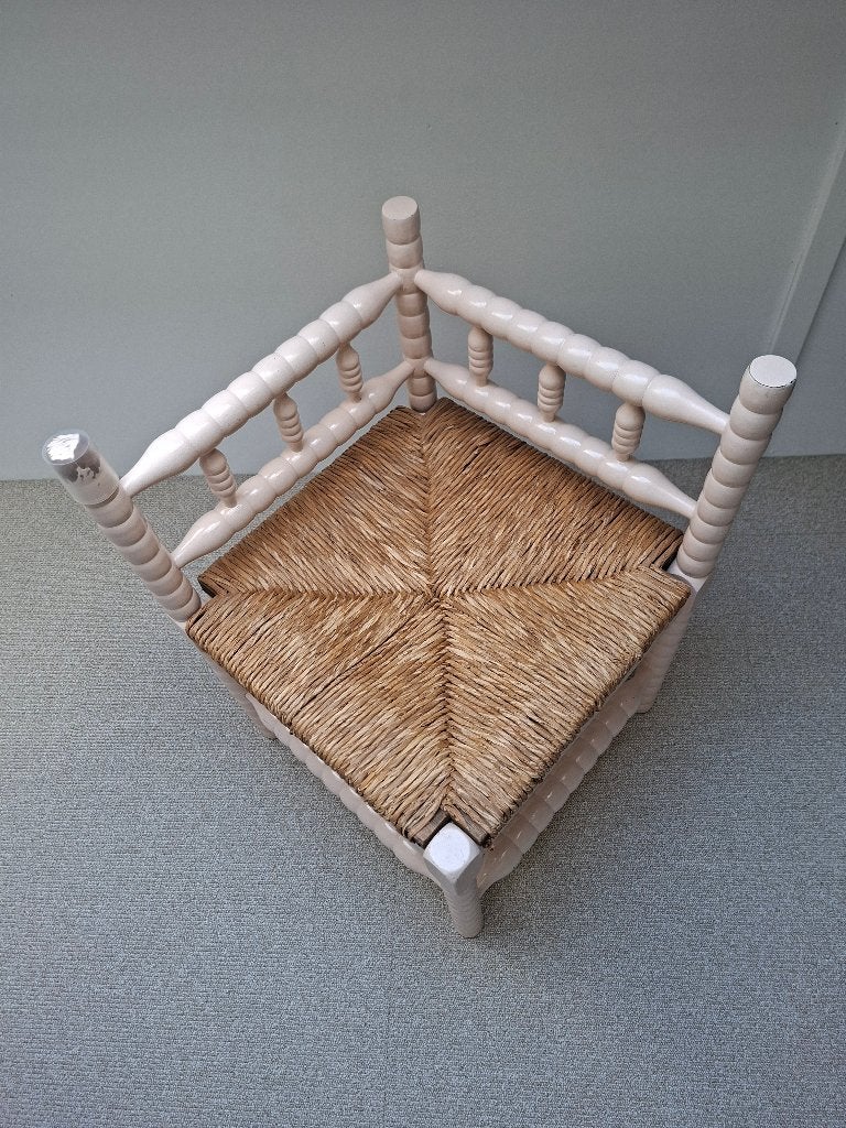 Te koop: rieten hoekstoeltje, Antiek en Kunst, Ophalen