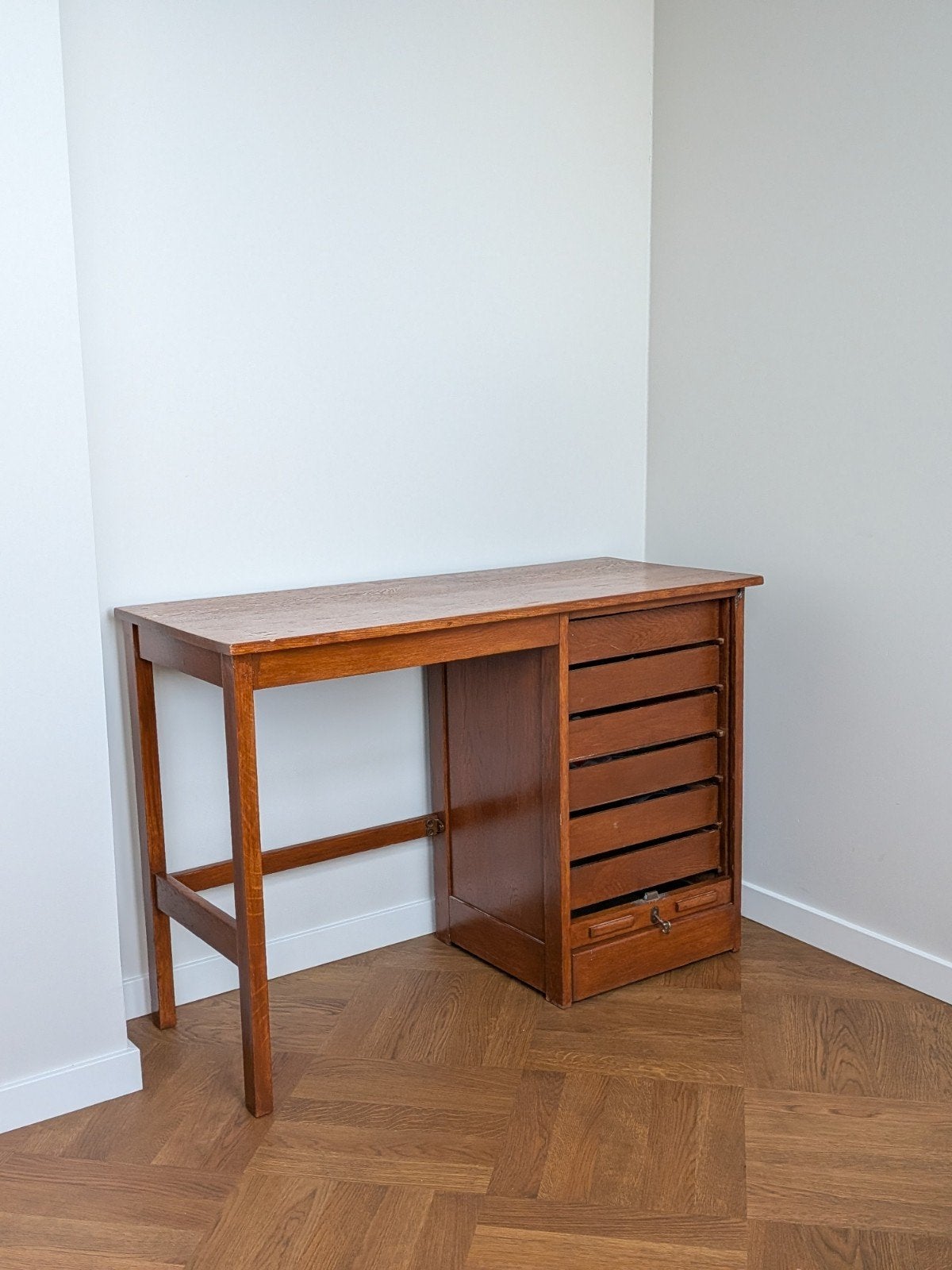 Houten bureau met rolluik en lades - Gebruikt, Ophalen, 108 cm, Gebruikt, 45 cm