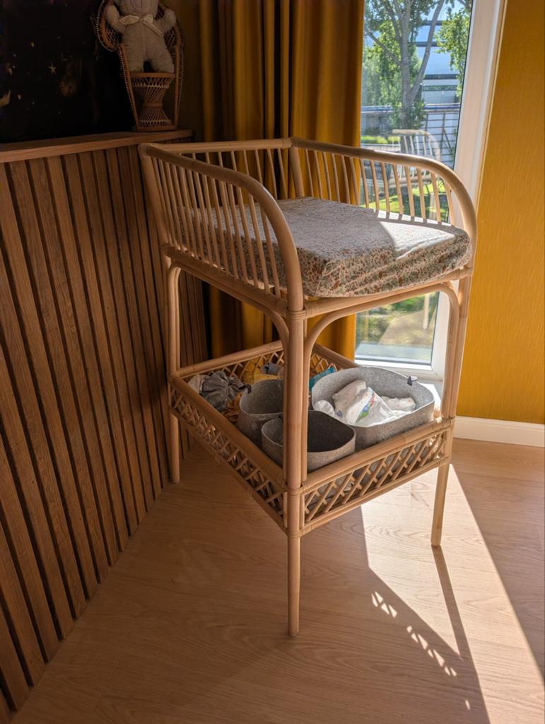 Rotan commode Leo&moon incl. aankleedkussen, Ophalen, 50 tot 70 cm, Zo goed als nieuw, 75 tot 100 cm