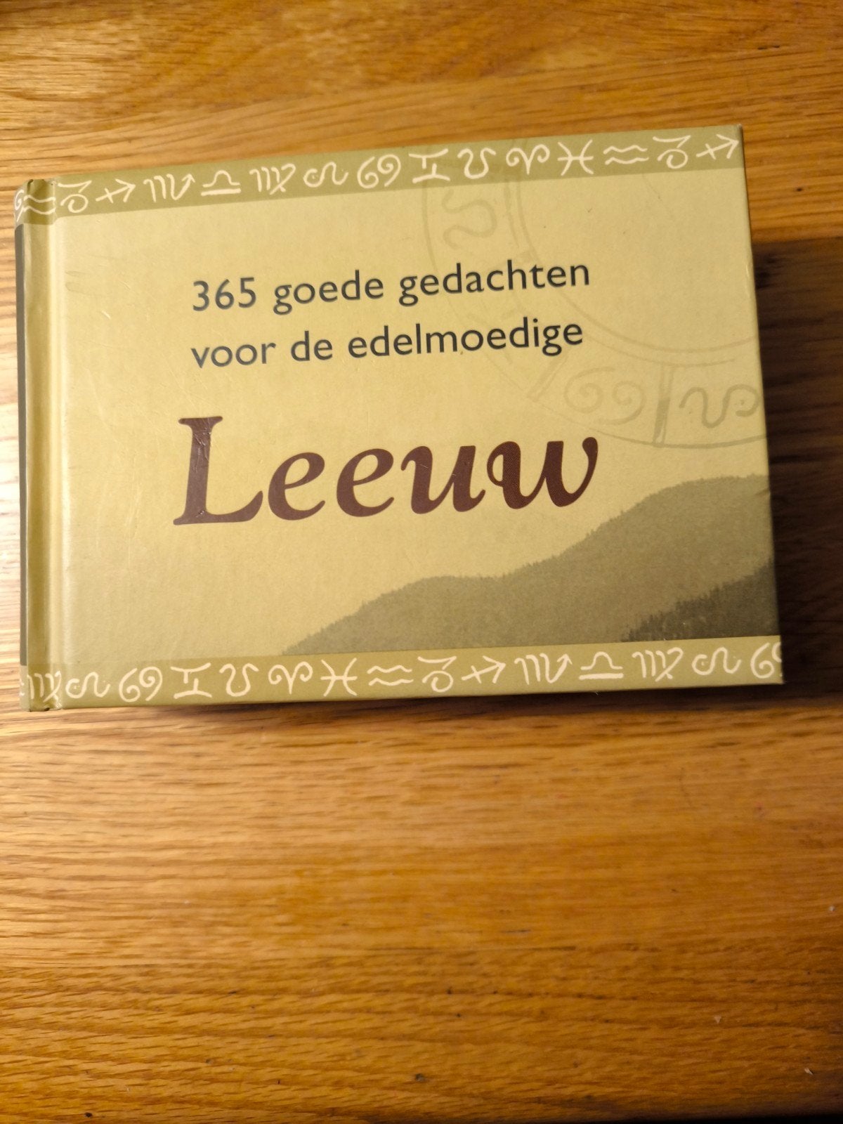 Leeuw, Ophalen of Verzenden, Zo goed als nieuw, Astrologie, Overige typen