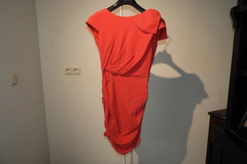 Elisabetta Franchi roze jurk grote strik gouden bedel IT 42, Zo goed als nieuw, Roze, Maat 36 (S), Boven de knie