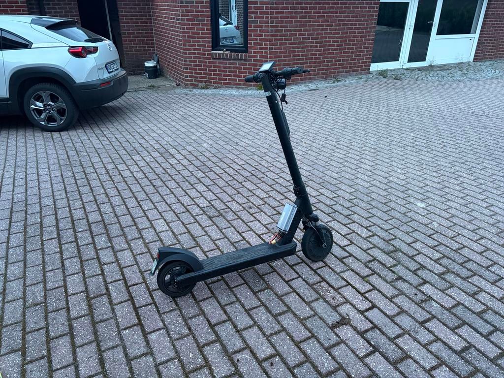 Elektrische step (E-scooter) - Zo goed als nieuw, Fietsen en Brommers, Ophalen, Gebruikt, Elektrische step (E-scooter)