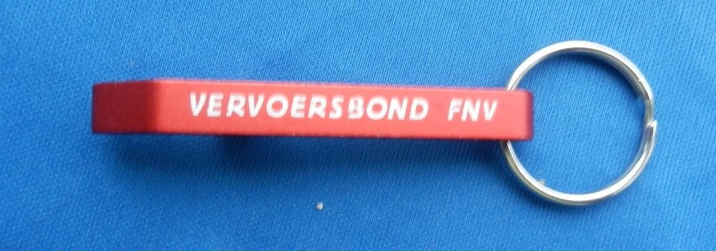 V9 sleutelhanger Vervoersbond FNV, Ophalen of Verzenden, Zo goed als nieuw