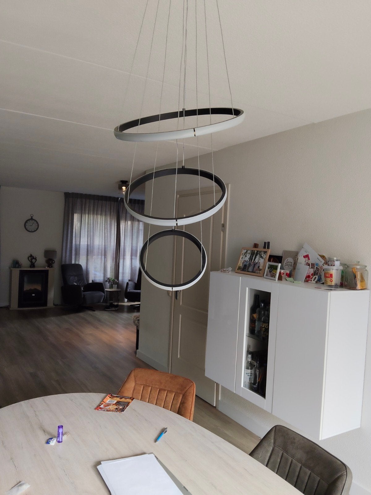 Foto 6 van Moderne LED Hanglamp met 3 Ringen - Zwart