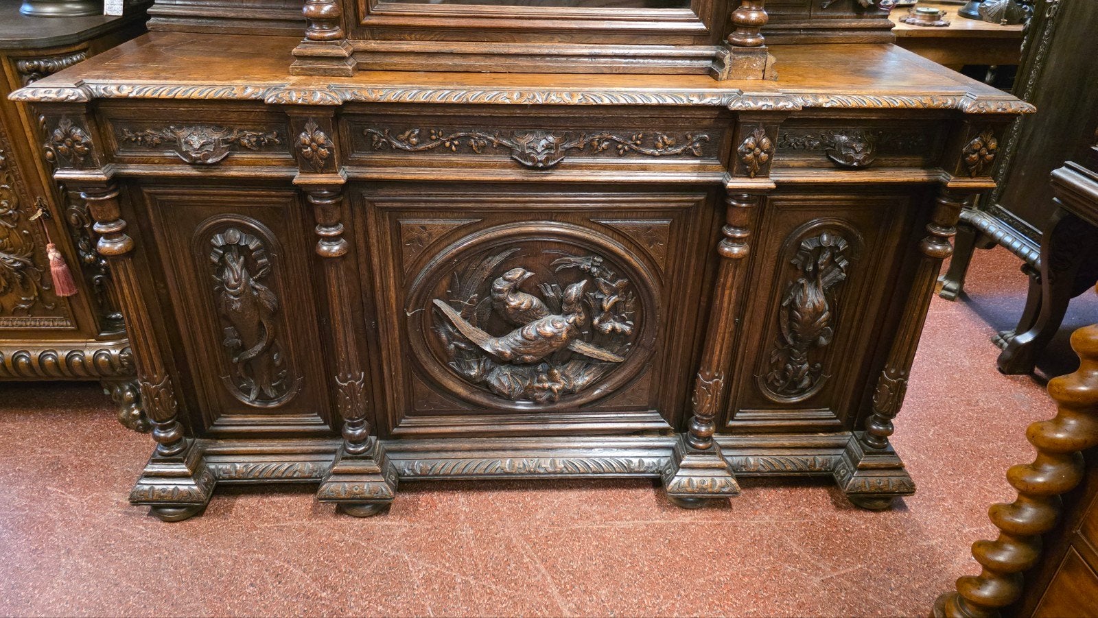 Grote rijk bewerkte  jachtkast, Antiek en Kunst, Antiek | Meubels | Kasten, Ophalen
