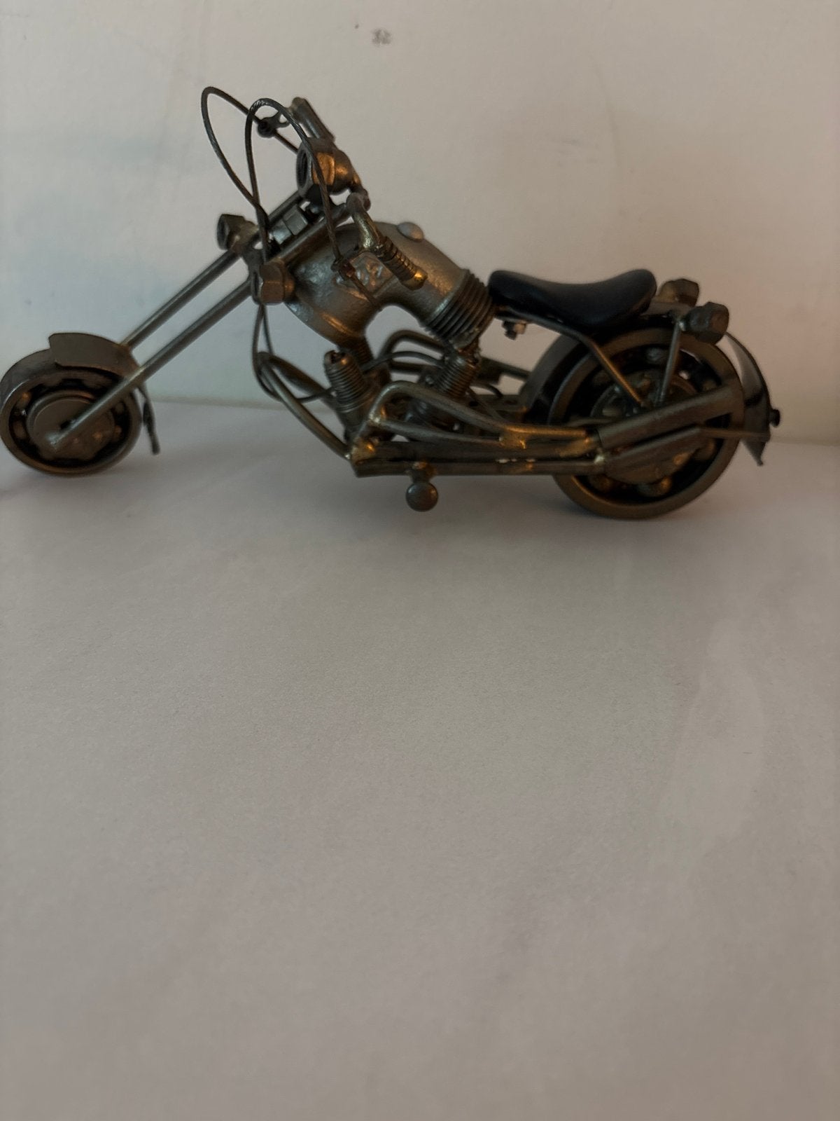 Metalen Chopper Motorfiets Model - Handgemaakt Kunstwerk, Hobby en Vrije tijd, Modelbouw | Auto's en Voertuigen, Overige merken