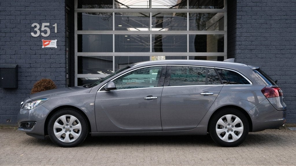 Opel INSIGNIA SPORTS TOURER SW 2.0 SIDI Turbo Innovation 4x4, Auto's, Opel, Automaat, 1998 cc, 4 cilinders, 2000 kg