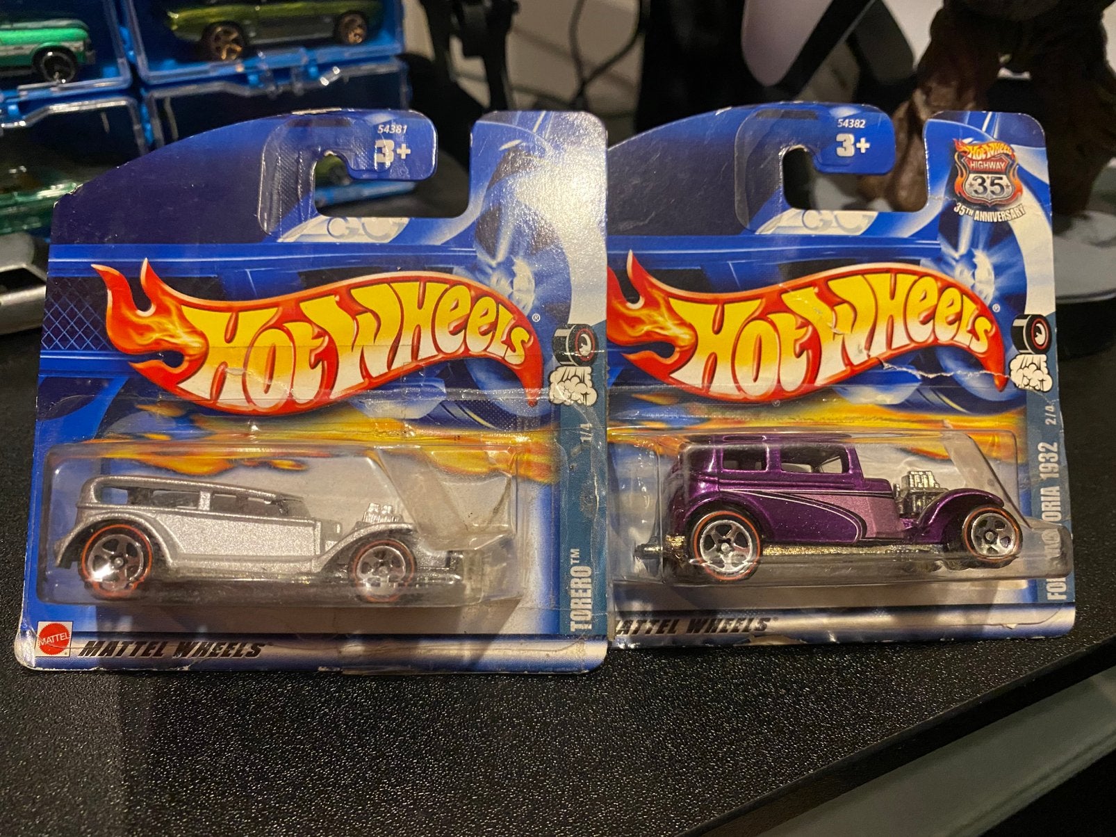 Hot Wheels Vintage 2002 Redlines Ford Victoria 1932 & Torero, Ophalen of Verzenden, Gebruikt, Auto