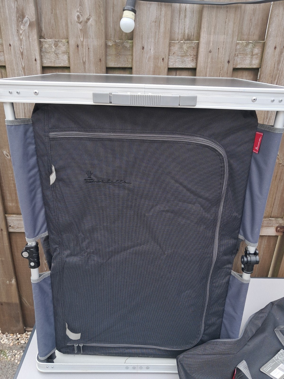 Isabella Opbergkast Enkel - Compacte Campingkast, Caravans en Kamperen, Kampeeraccessoires, Gebruikt, Ophalen