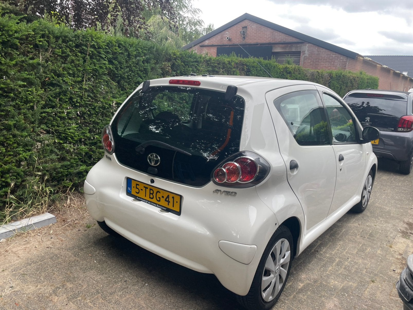 Toyota aygo bj 2014 parkeer schade, Ophalen, Wit, Benzine
