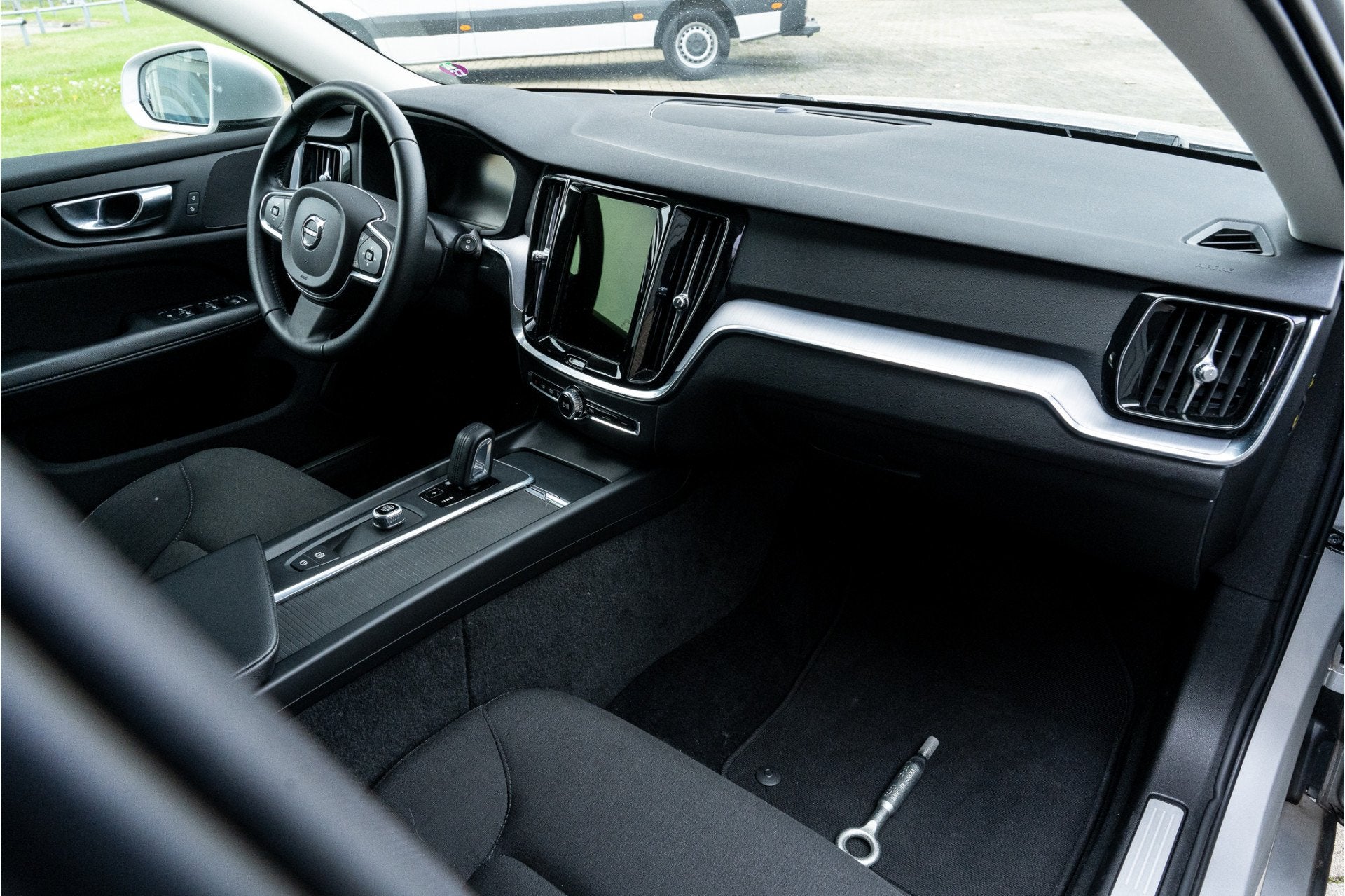 Volvo V60 2.0 B3 Momentum Advantage >> Motor defect <<, Auto's, Volvo, Stof, Euro 6, 4 cilinders, 1969 cc
