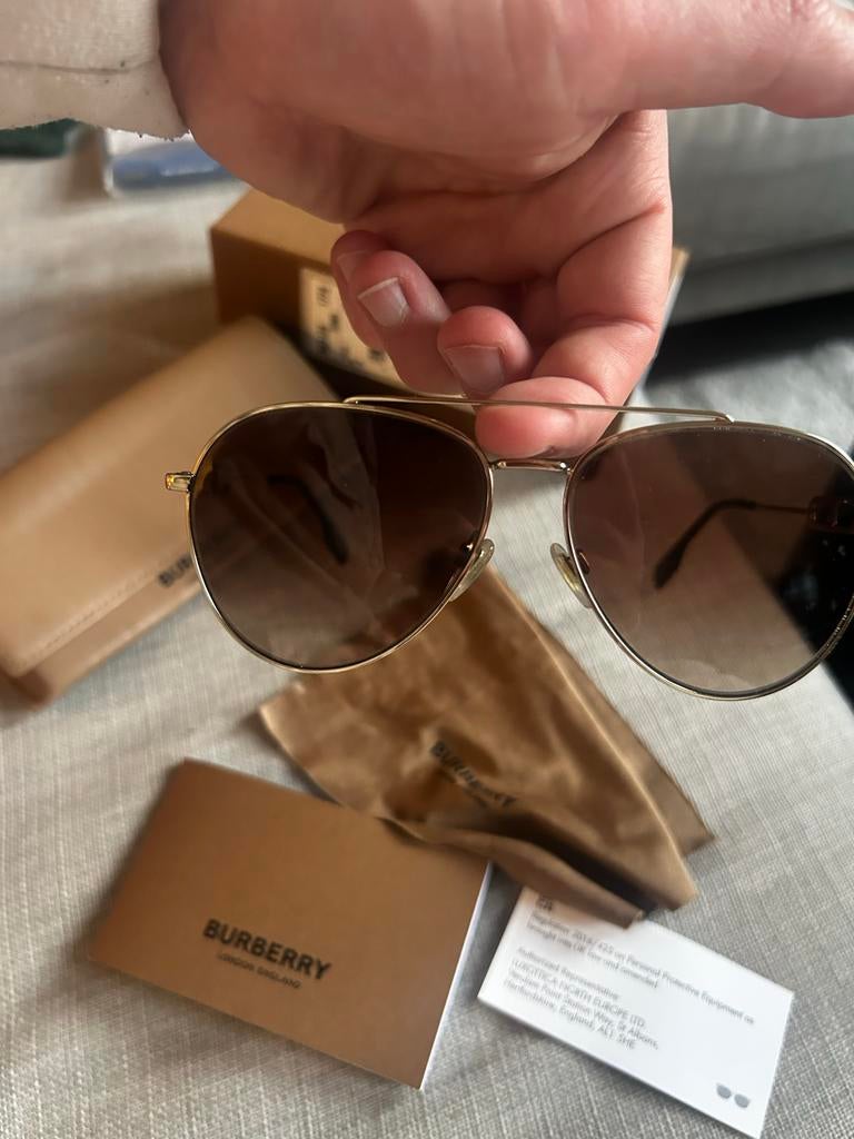 Originele Burberry Zonnebril Heren - Nieuwstaat, Overige merken, Zonnebril, Bruin, Ophalen of Verzenden