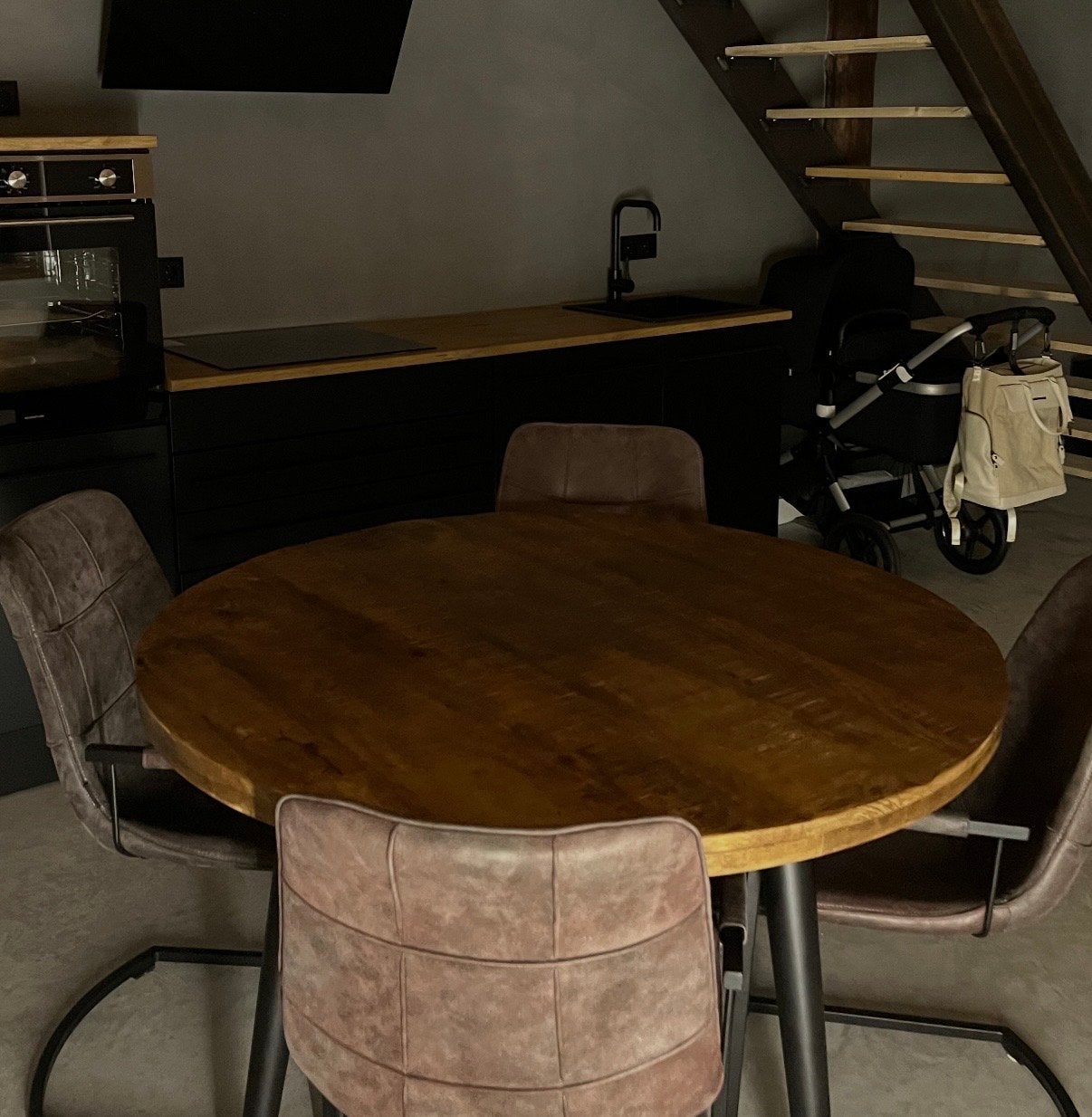 Ronde mangohout eettafel, Huis en Inrichting, Tafels | Eettafels, Ophalen, 100 tot 150 cm, Rond, Zo goed als nieuw