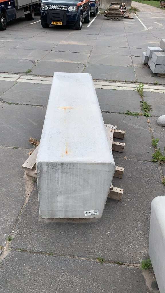 2 stuks Solid zitelement, Ophalen, Gebruikt, Beton, Overige typen
