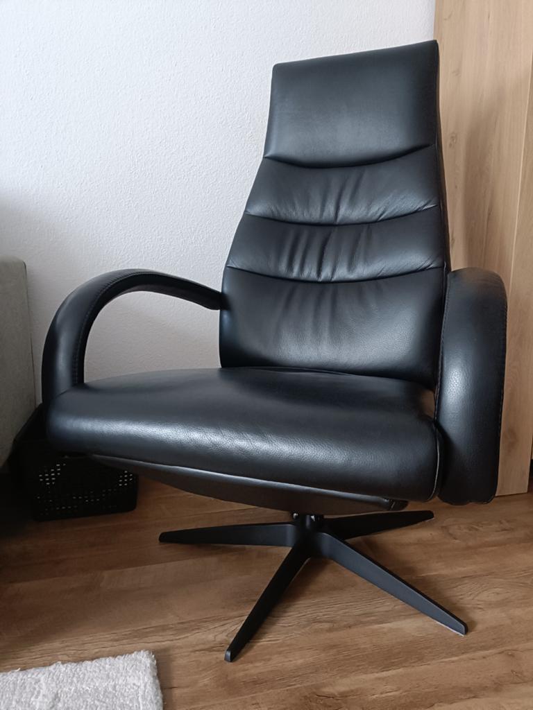 Zo goed als nieuwe relaxfauteuil - Zwart leer, Huis en Inrichting, Stoelen, Zo goed als nieuw, Eén, Leer, Zwart, Ophalen