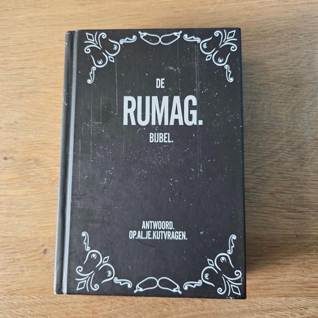 De Rumag Bijbel - Antwoord op al je kutvragen, Boeken, Humor, Zo goed als nieuw, Ophalen of Verzenden