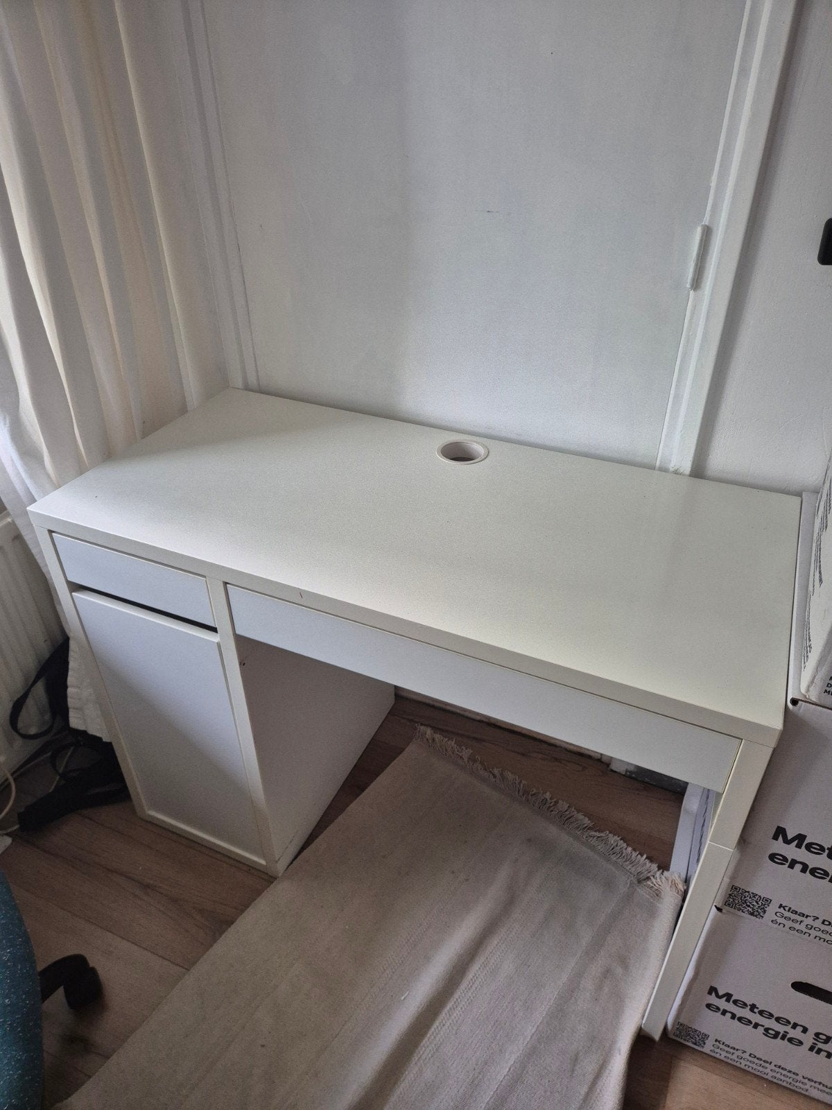 Wit IKEA Micke bureau met lades en opbergruimte, Huis en Inrichting, Bureaus, Ophalen, Gebruikt, Spaanplaat of MDF, IKEA
