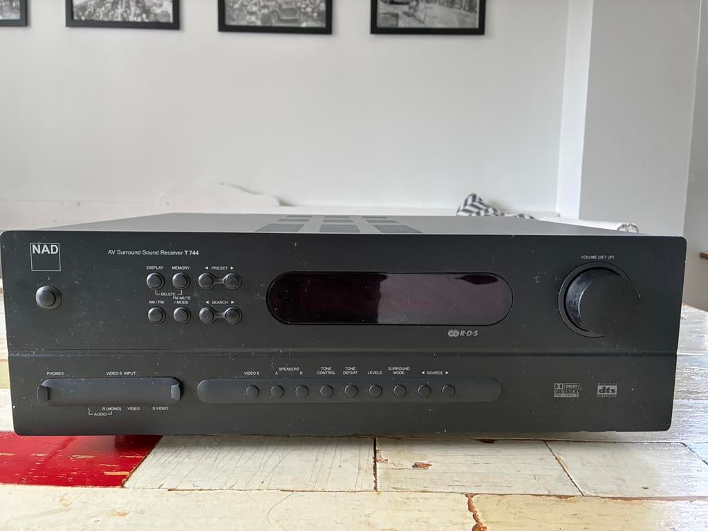 NAD T 744 AV Receiver - goede staat- klinkt uitstekend, Ophalen of Verzenden, Zo goed als nieuw