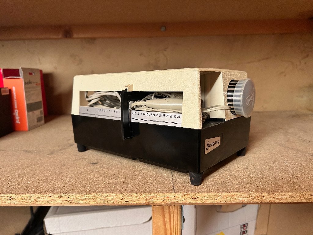 Liesegang diaprojector, Ophalen, Gebruikt