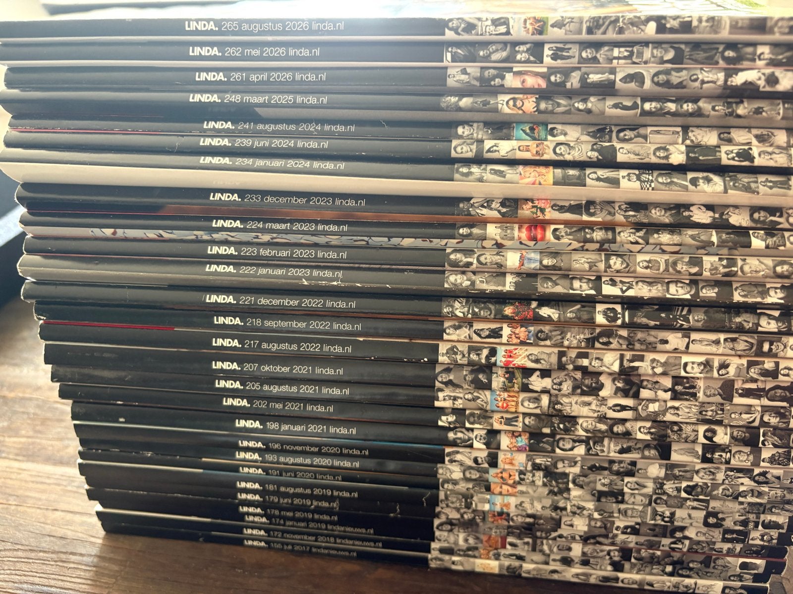 Collectie LINDA. magazines (2017-2026) 27 stuks, Ophalen, Gelezen, Glossy