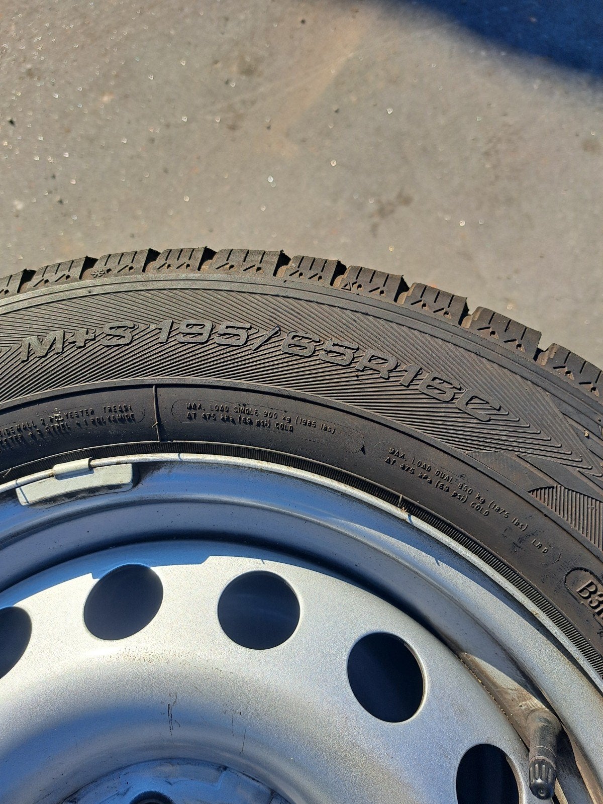 Goede staat  .Mercedes  winterbanden met velgen 195/65R16C, Ophalen of Verzenden, Gebruikt