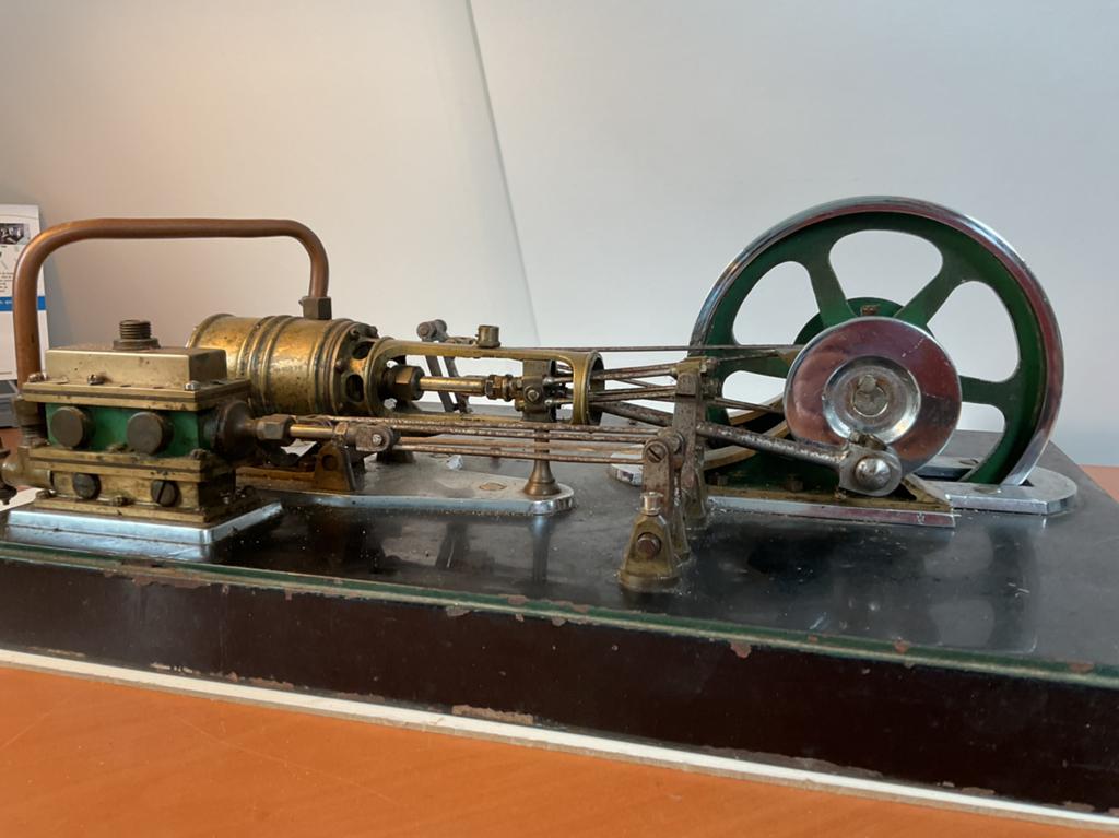 Stoommachine antiek, Ophalen