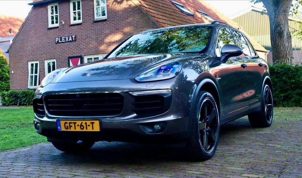 Porsche Cayenne 3.0 V6 416pk E-hybrid S Tiptronic S 2016, Auto's, Porsche, Automaat, Cayenne, 2995 cc, Bruin