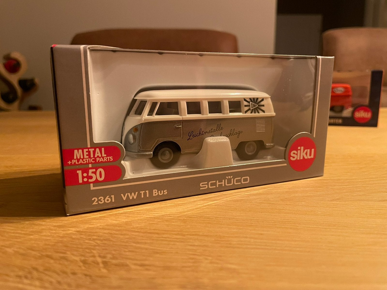 Siku Volkswagen T1 Transporter Bus Schüco 2361 - nieuw, Hobby en Vrije tijd, Modelauto's | 1:50, Ophalen of Verzenden, Nieuw, Auto