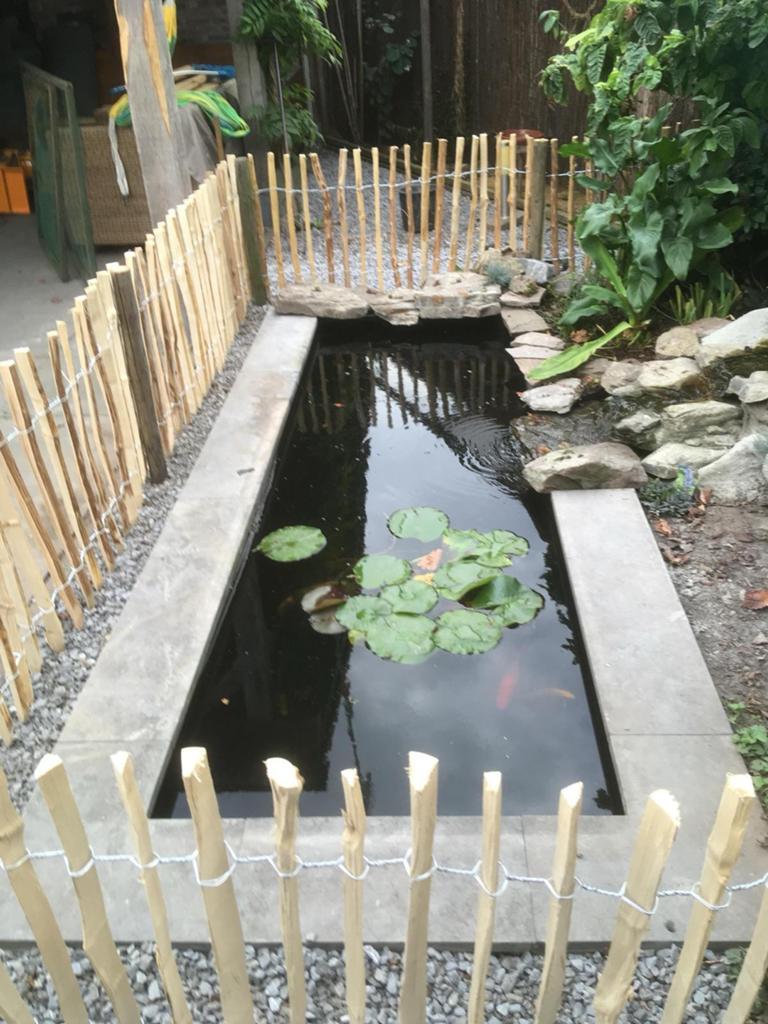 Vijverrand, Tuin en Terras, Ophalen, Zo goed als nieuw