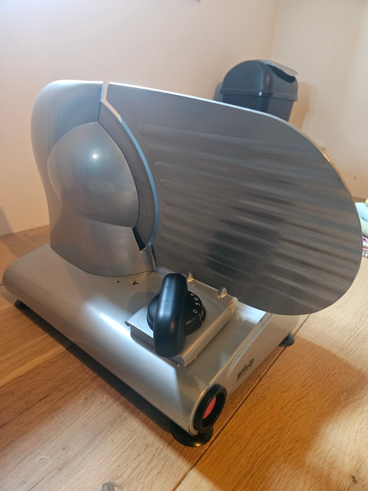 Silva Homeline Snijmachine - Perfect voor Vlees en Brood, Ophalen