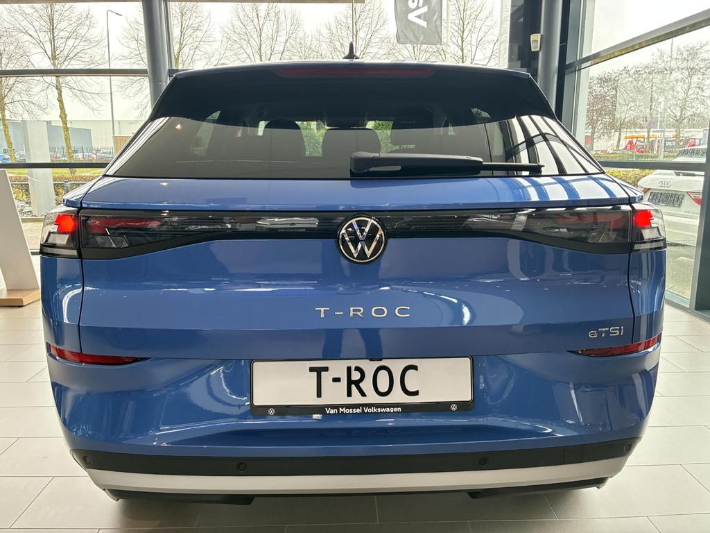 Volkswagen T-Roc 1.5 eTsi Life First Edition 116 PK Automaat, Stof, 1498 cc, Euro 6, 4 cilinders
