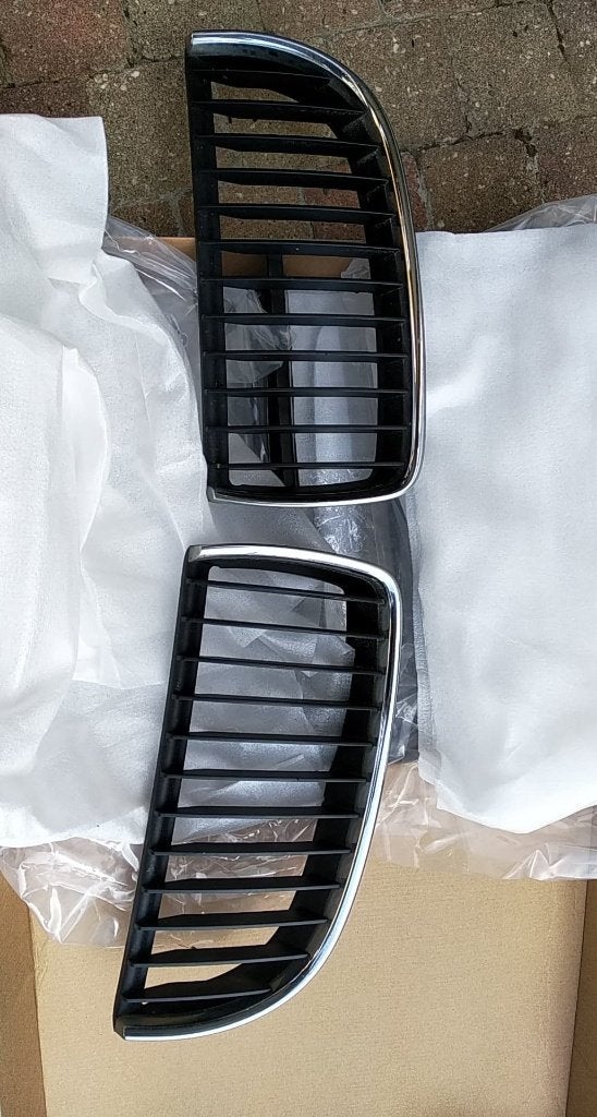 Grill rooster set voor BMW E91, Auto-onderdelen, Carrosserie en Plaatwerk, Ophalen of Verzenden, Voor, BMW, Bumper