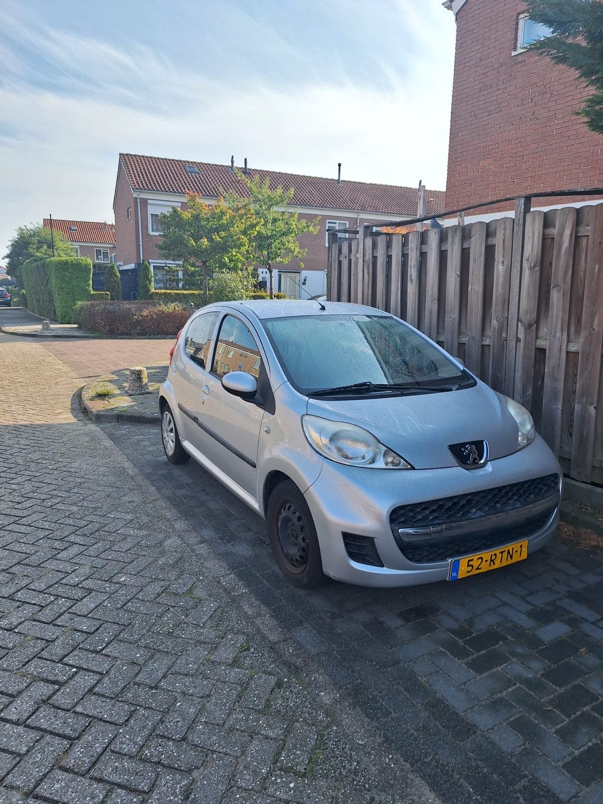 Peugeot 107 1.0 12V 5DR 2011 Grijs, Voorwielaandrijving, 4 stoelen, 68 pk, Origineel Nederlands