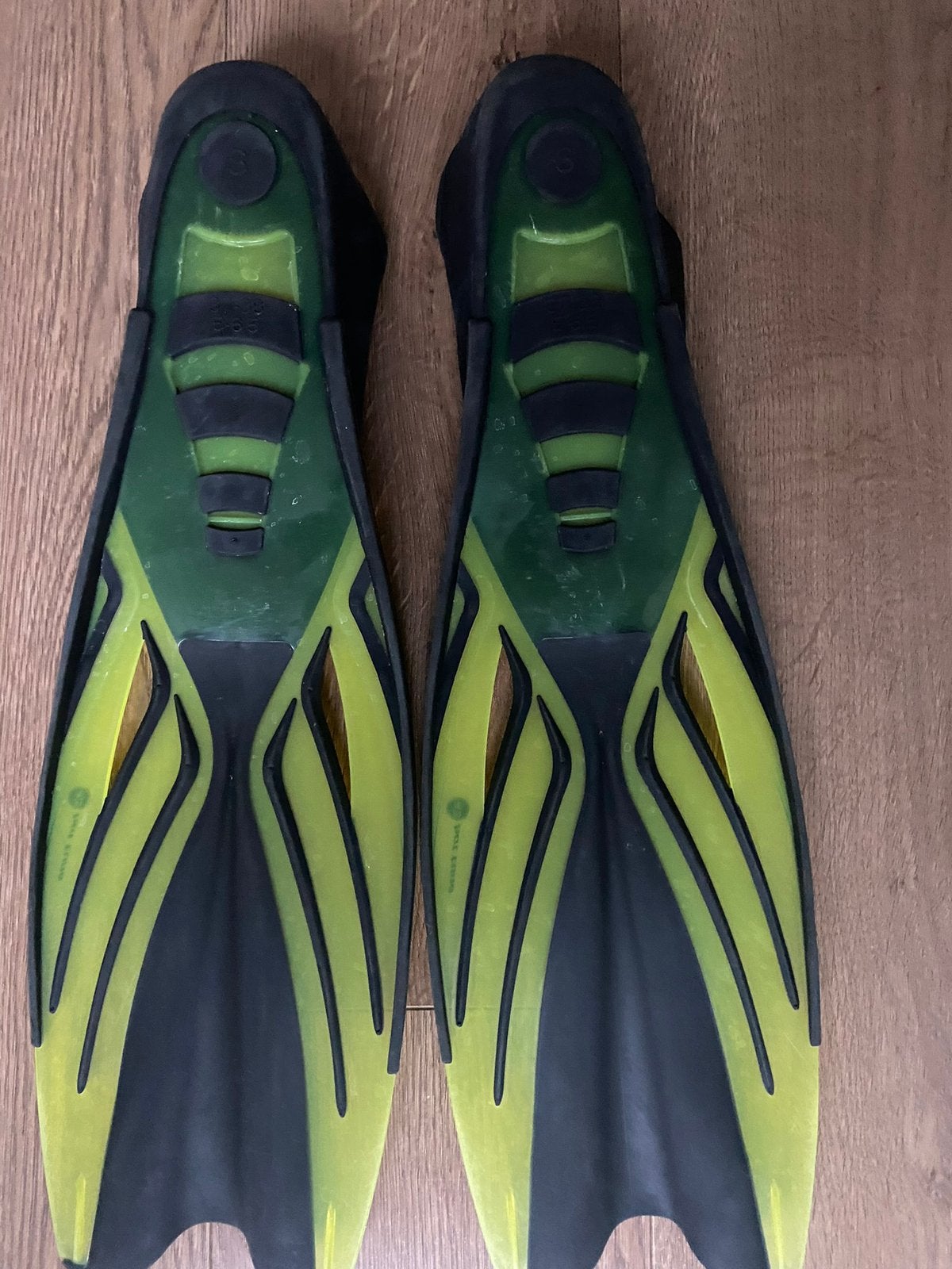 Flippers maat 35-36, Ophalen, Gebruikt, Zwem- of Duikvliezen