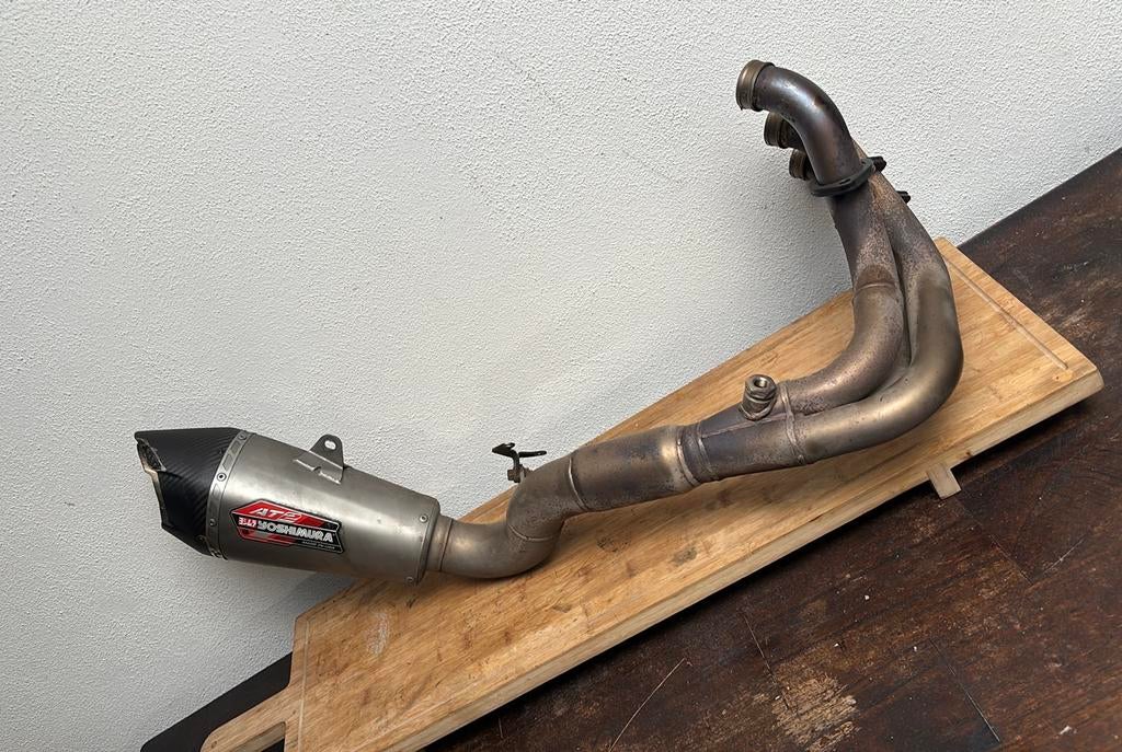 Yoshimura AT-2 YAMAHA MT-09 2024 - 2026, Motoren, Ophalen of Verzenden, Gebruikt
