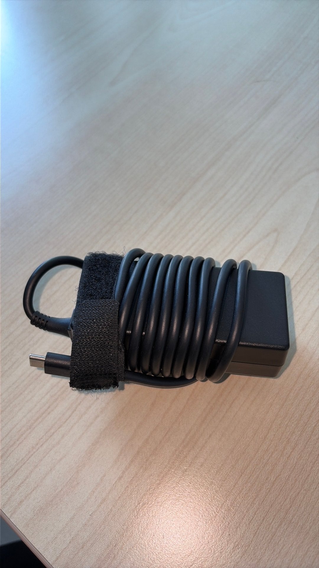 HP USB-C AC Adapter, Computers en Software, Laptop-opladers, Ophalen, Zo goed als nieuw
