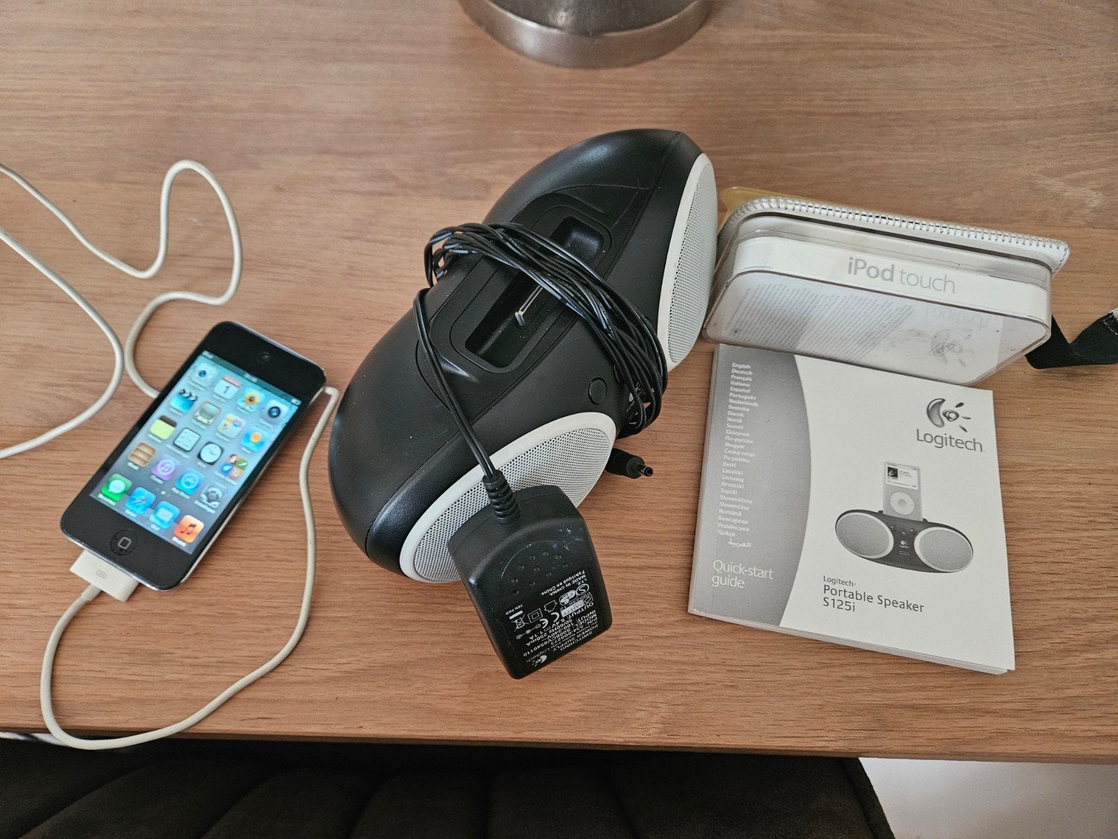 iPod Touch 64GB met portable speaker, Ophalen of Verzenden, Gebruikt, Touch, 40 GB en meer