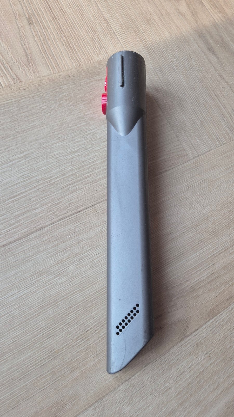 Foto 16 van Dyson V8 Absolute steelstofzuiger met accessoires