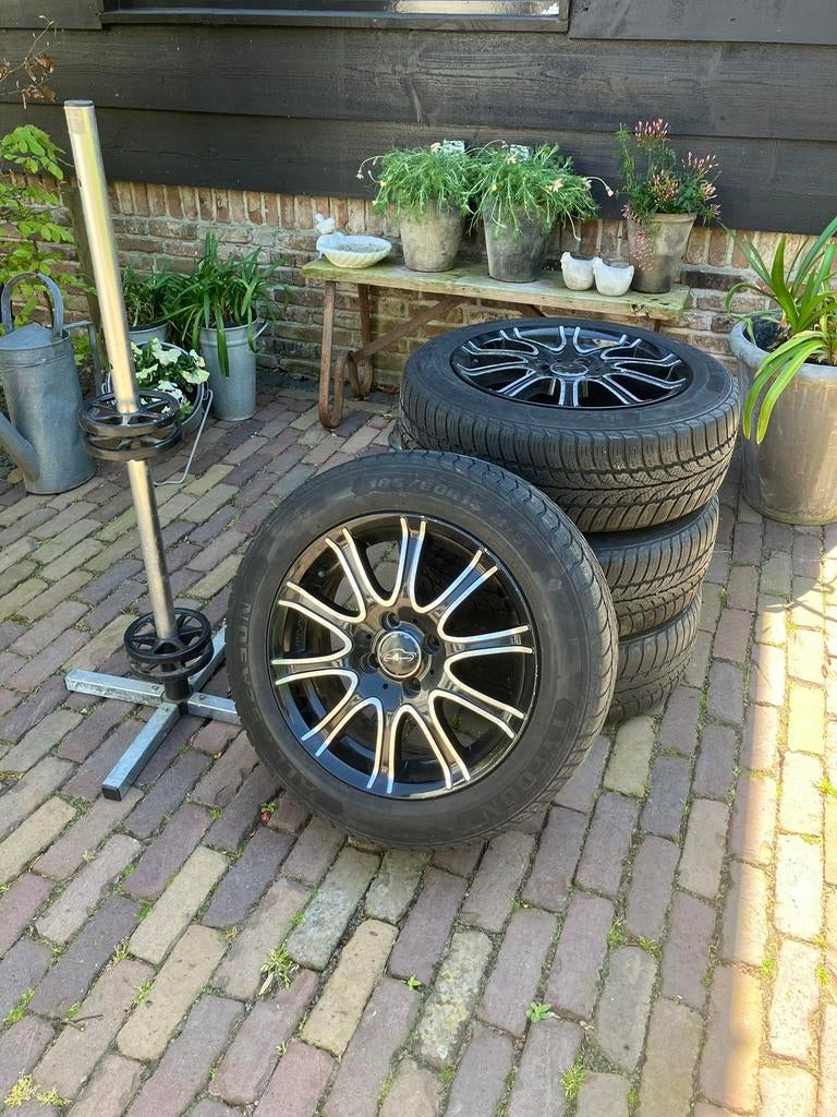 Autobanden, Ophalen, 15 inch, 185 mm, Zomerbanden