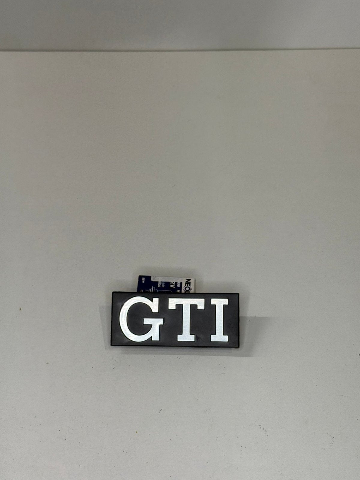 NOS Volkswagen Golf 1 GTI & GTD emblemen –Origineel OEM, Ophalen, Nieuw, Volkswagen