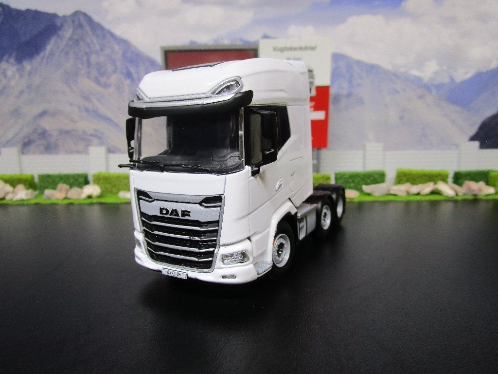 Wsi 03-2064 White Line , Daf XG + MY25 6x2