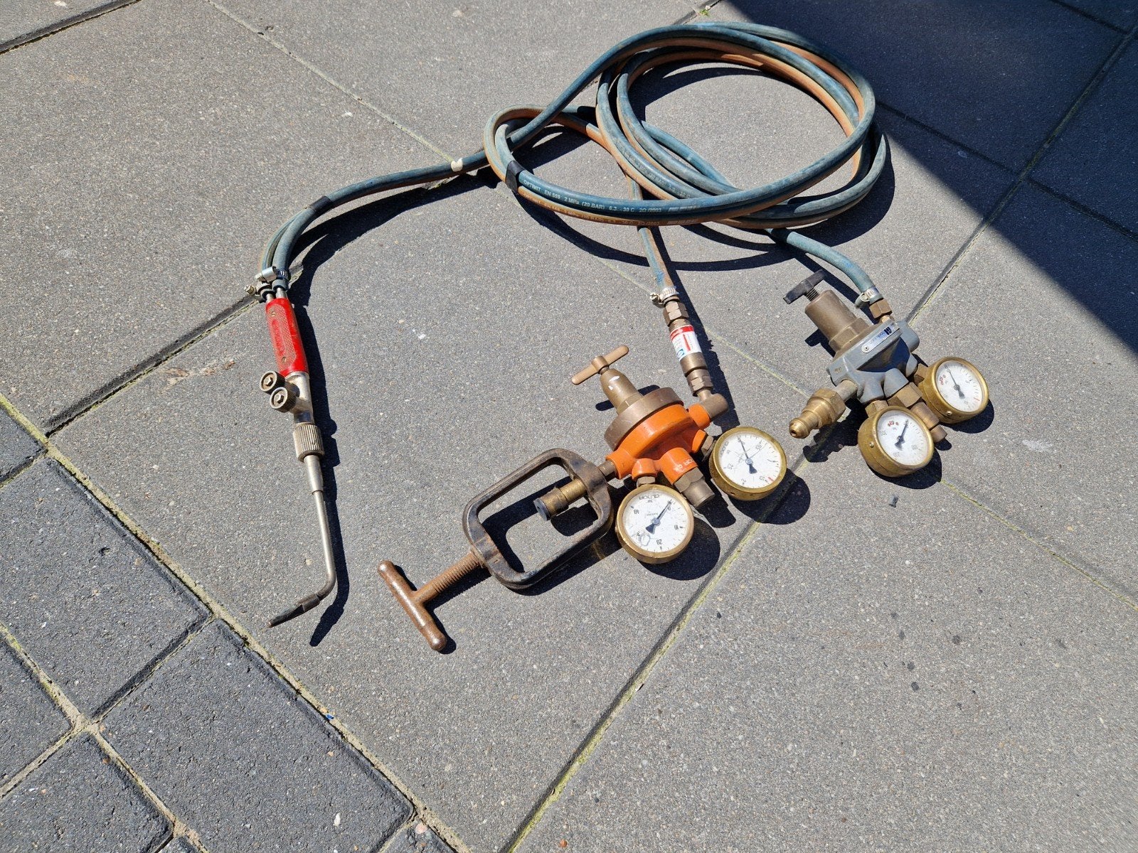 Lastoorts met drukregelaars en slangen - Gebruikt, Ophalen of Verzenden, Gebruikt, Overige typen