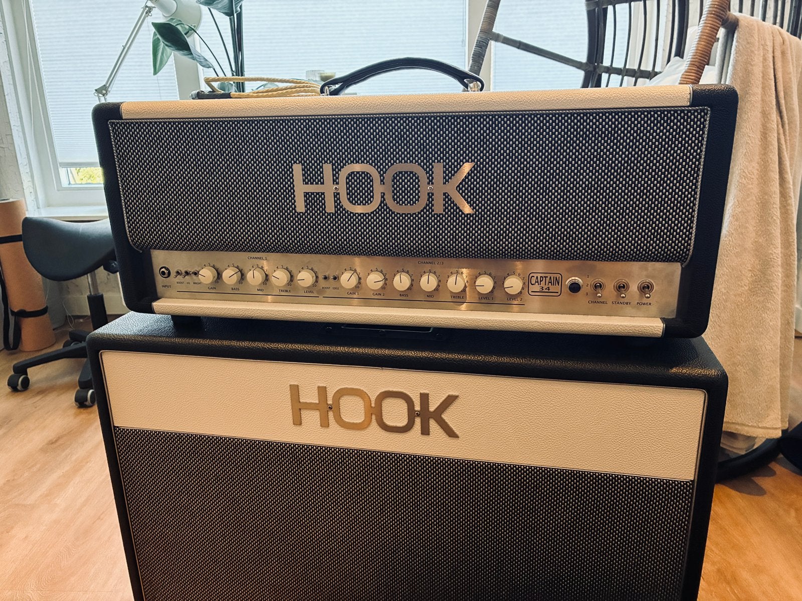 Hook Captain EL34 Cabinet + 2x12 cab + remote,soort Marshall, Ophalen, Zo goed als nieuw, 100 watt of meer