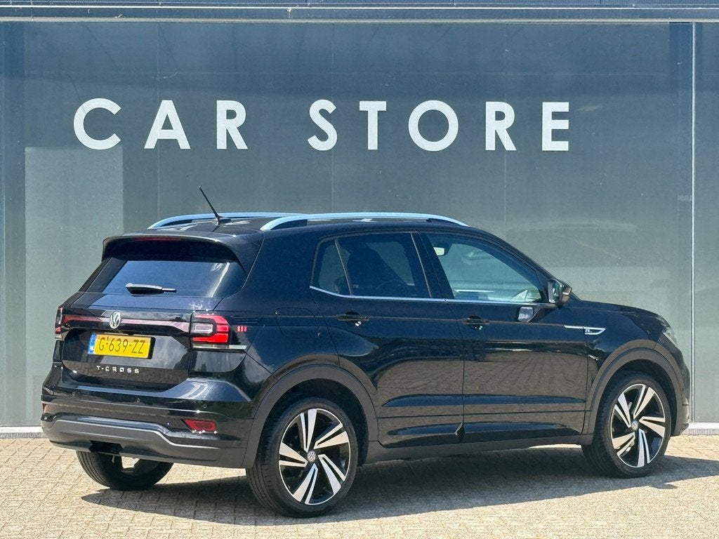 Volkswagen T-Cross 1.0 TSI 115pk DSG R-Line Stoelver|Camera|, Gebruikt, Automatische klimaatregeling, 116 pk, Zwart